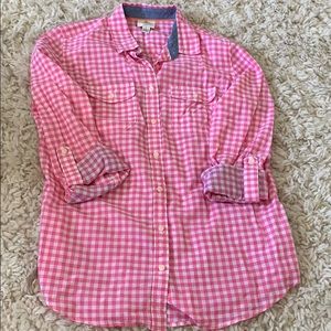 Preppy pink and white button down shirt
